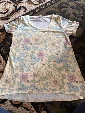LuLaRoe Short Sleeve Tee in Cream with Light Blue and Lavender Floral Print